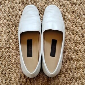 EASY SPIRIT white leather loafers.  Great condition.  Size 11 M.
